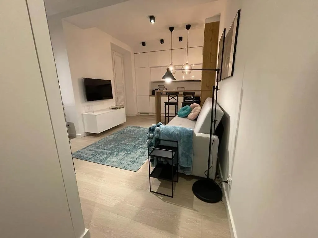 Studio Lea 7 Dzielnica Krowodrza. Bliskim Sasiedztwo Parku Krakowskiego. Apartment Poland